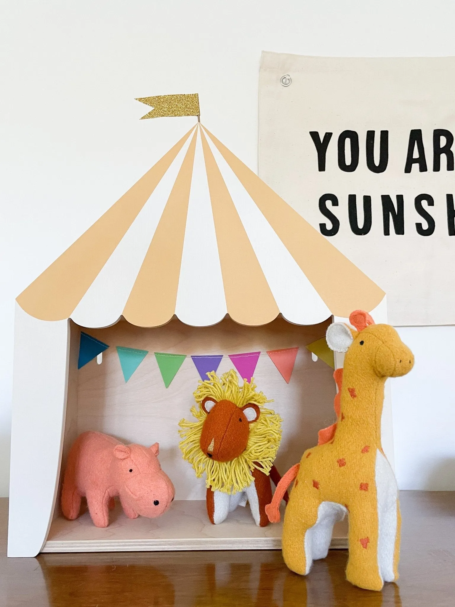 Circus Shelf "The Big Top" | Mustard-White by Up! Warsaw
