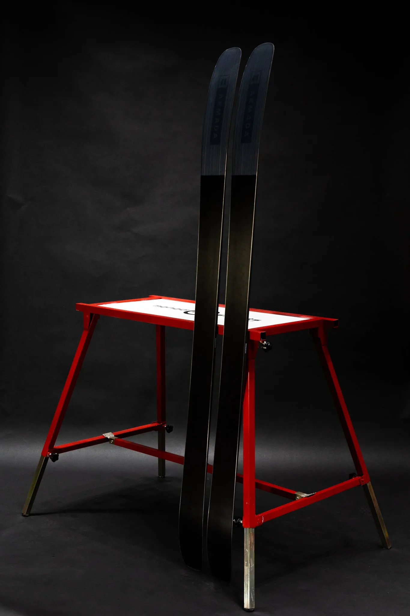 Declivity 108 Ti Skis 2024